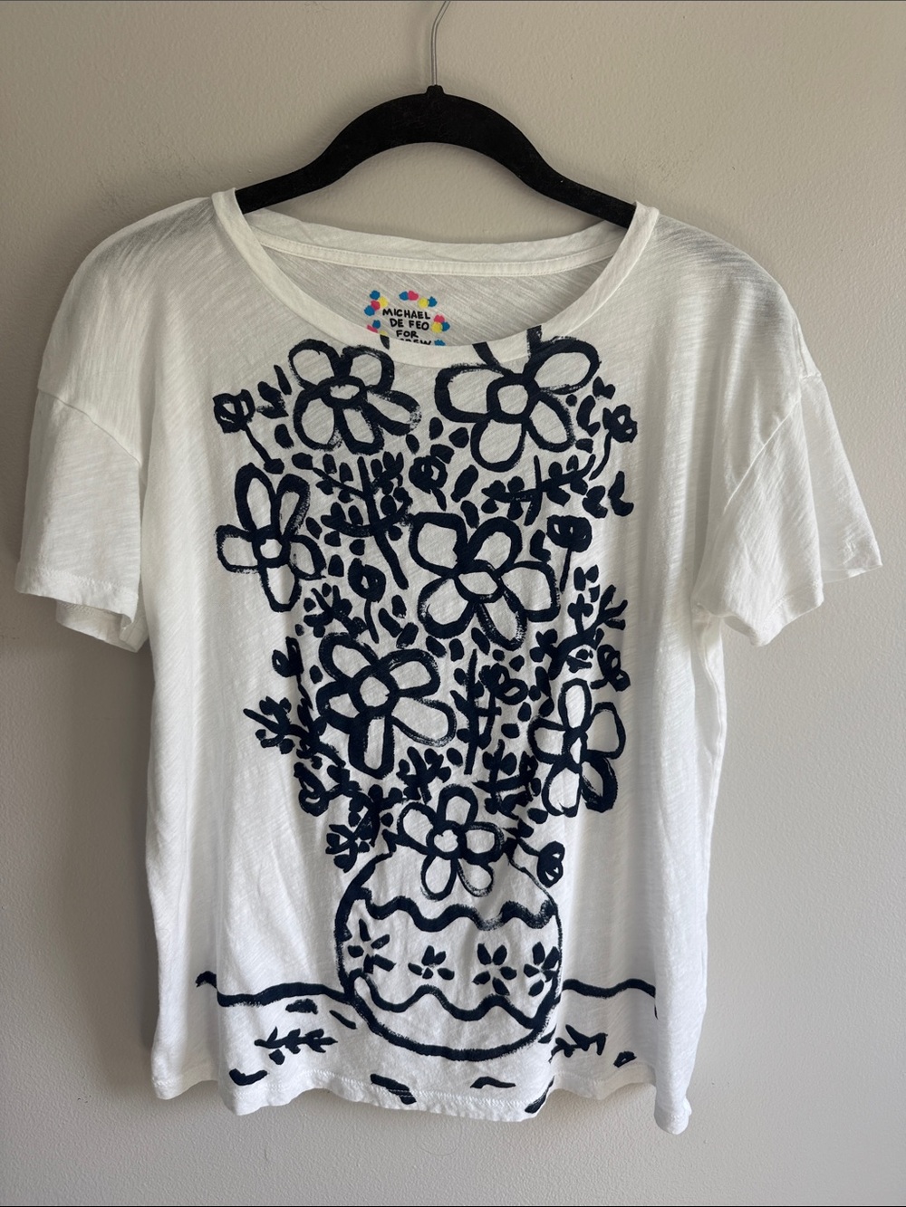 J. Crew White Short-Sleeve Tee with Navy Floral Vase Graphic, size Small
